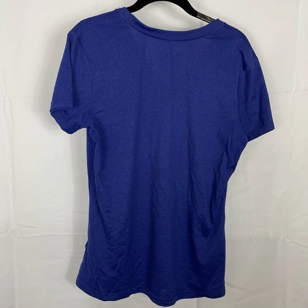 Nike Dri-Fit Shirt Short Sleeve V-Neck Pullover Athletic Workout Regular Fit Top